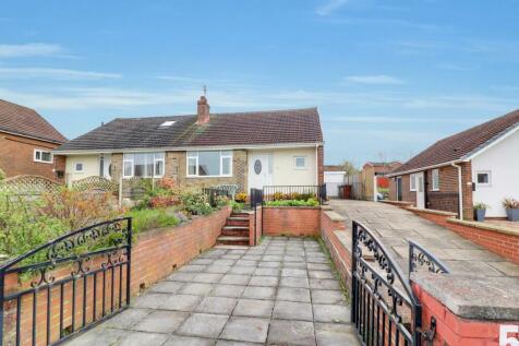 2 bedroom semi-detached bungalow for sale