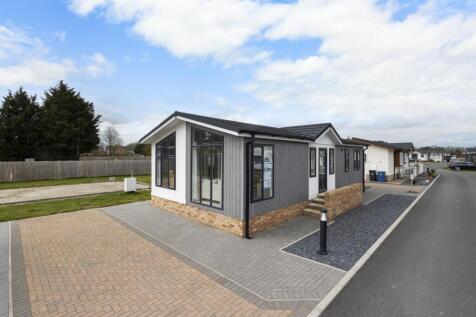 2 bedroom park home for sale