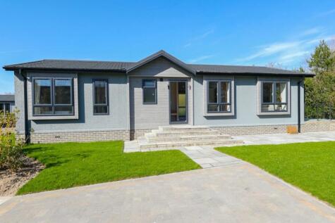2 bedroom park home for sale