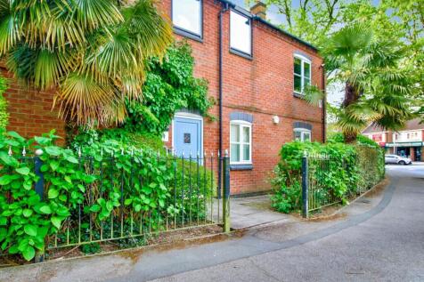 2 bedroom ground floor flat for sale