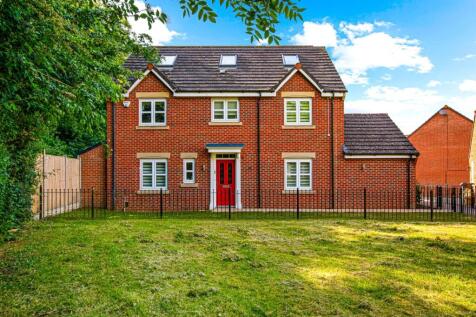 5 bedroom detached house for sale