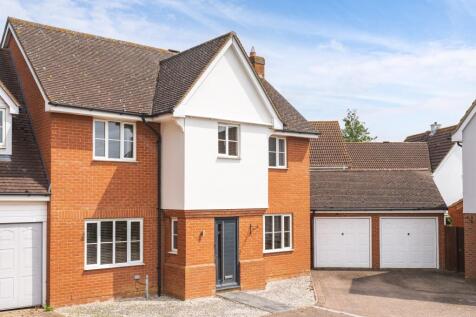 4 bedroom semi-detached house for sale