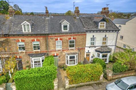 5 bedroom terraced house for sale