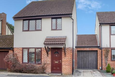 Covingham, Swindon 3 bed link detached house for sale