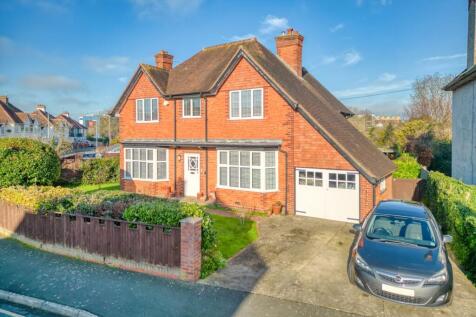 56 MANOR ROAD, TAUNTON 4 bed detached house for sale