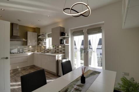 4 bedroom town house for sale