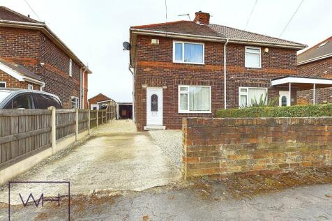 2 bedroom semi-detached house for sale