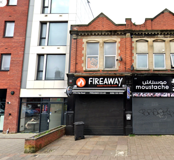 Terraced house for sale