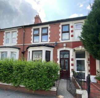 4 bedroom terraced house for sale