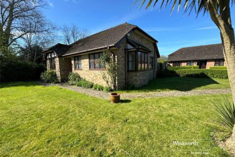 2 bedroom bungalow for sale