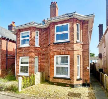 Argyle Road, Mudeford, Christchurch... 2 bed semi