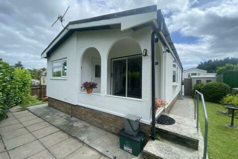 2 bedroom mobile home for sale