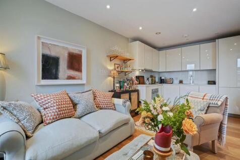 1 bedroom apartment for sale
