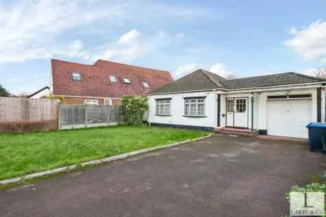 2 bedroom detached bungalow for sale