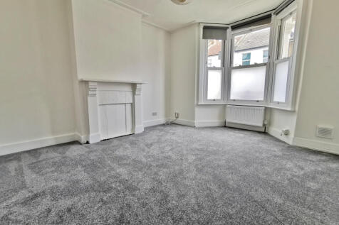 Earlsmead Road, Kensal Green NW10 3 bed terraced house for sale