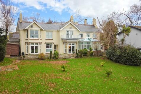 7 bedroom manor house for sale