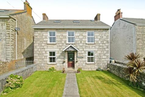 6 bedroom detached house for sale