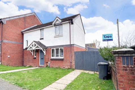 3 bedroom end of terrace house for sale