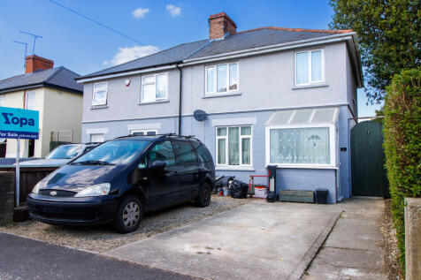 3 bedroom semi-detached house for sale