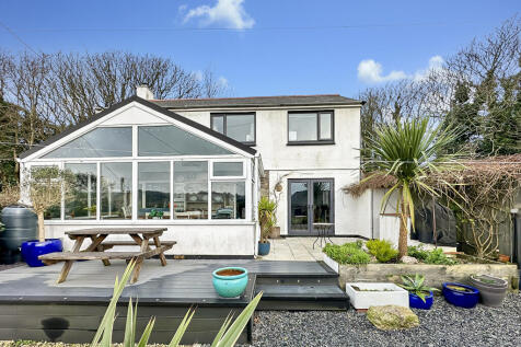 3 bedroom cottage for sale