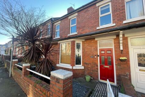 4 bedroom terraced house for sale