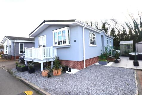 2 bedroom park home for sale