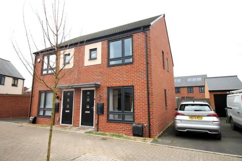 2 bedroom semi-detached house for sale