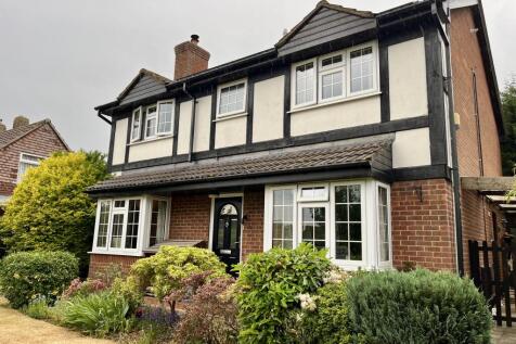 5 bedroom detached house for sale