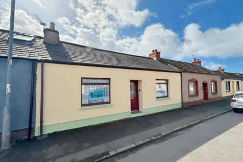 2 bedroom bungalow for sale