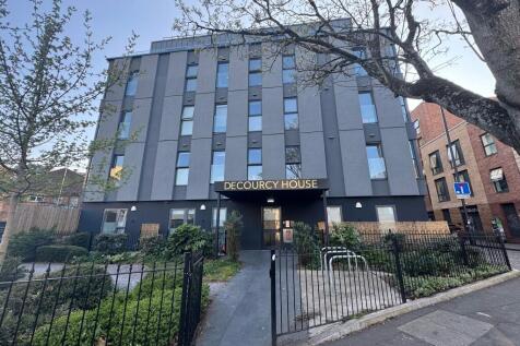 1 bedroom flat for sale