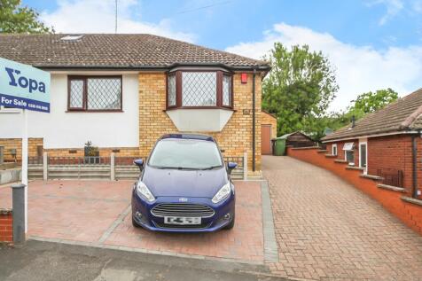 2 bedroom bungalow for sale