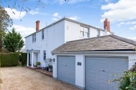 5 bedroom semi-detached house for sale