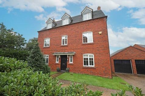 5 bedroom detached house for sale