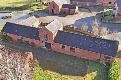Chatcull, Stafford ST21 4 bed barn conversion for sale