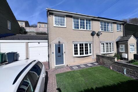 Longcroft Street, Huddersfield HD7 3 bed semi