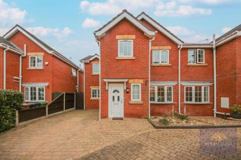 4 bedroom semi-detached house for sale