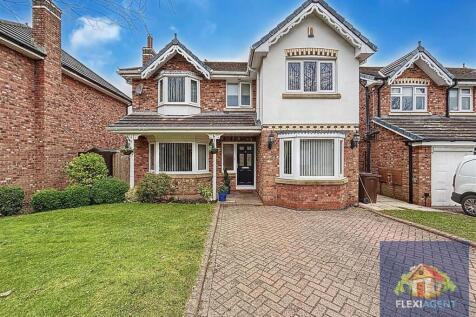 4 bedroom detached house for sale