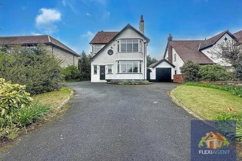 Cromer Road, Southport PR8 4 bed detached house for sale