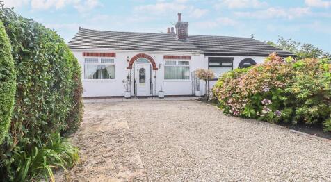 3 bedroom semi-detached bungalow for sale