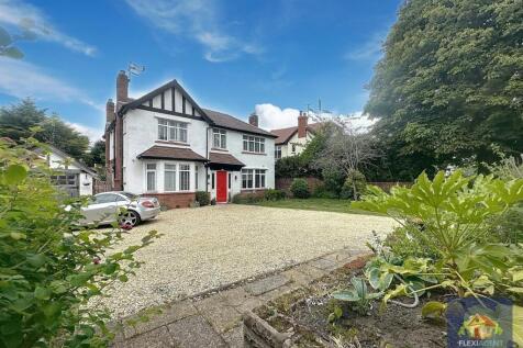 Cambridge Road, Merseyside PR9 4 bed detached house for sale
