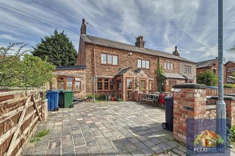 New Lane, Southport PR9 3 bed cottage for sale