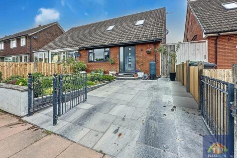 3 bedroom semi-detached bungalow for sale