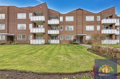 Lulworth Road, Birkdale, Southport PR8 2 bed apartment for sale