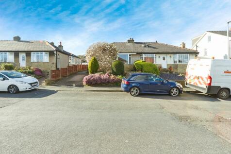 2 bedroom semi-detached bungalow for sale