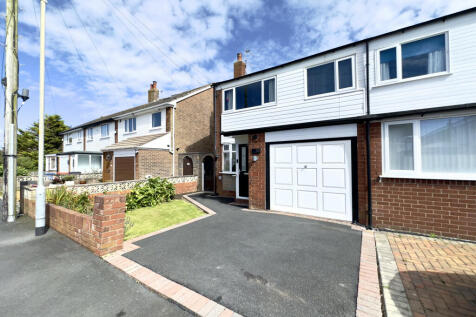 Lothian Avenue,  Fleetwood, FY7 4 bed semi