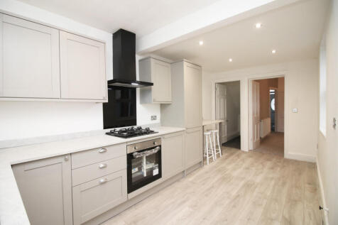 North Albion Street,  Fleetwood, FY7 3 bed terraced house for sale