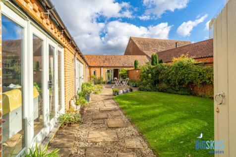 Dereham Road, Briningham, Melton... 3 bed barn conversion for sale