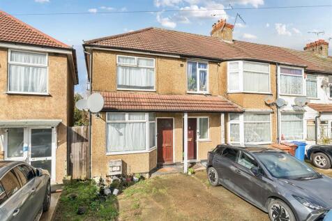2 bedroom end of terrace house for sale