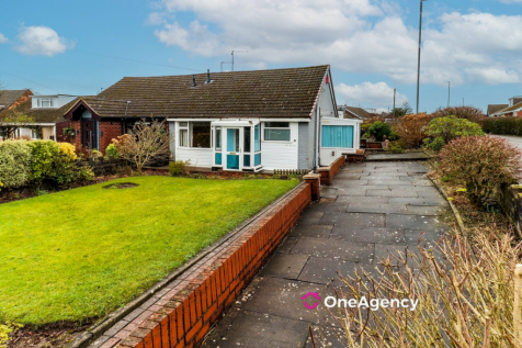 2 bedroom semi-detached bungalow for sale