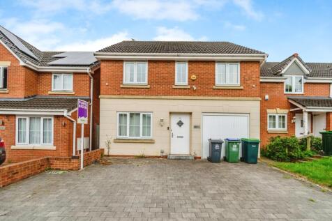 4 bedroom detached house for sale